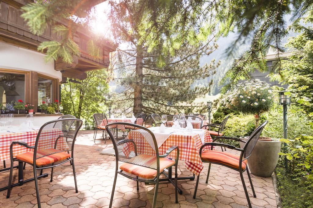 Hotel Angelika Нойштіфт-ім-Штубайталь Екстер'єр фото